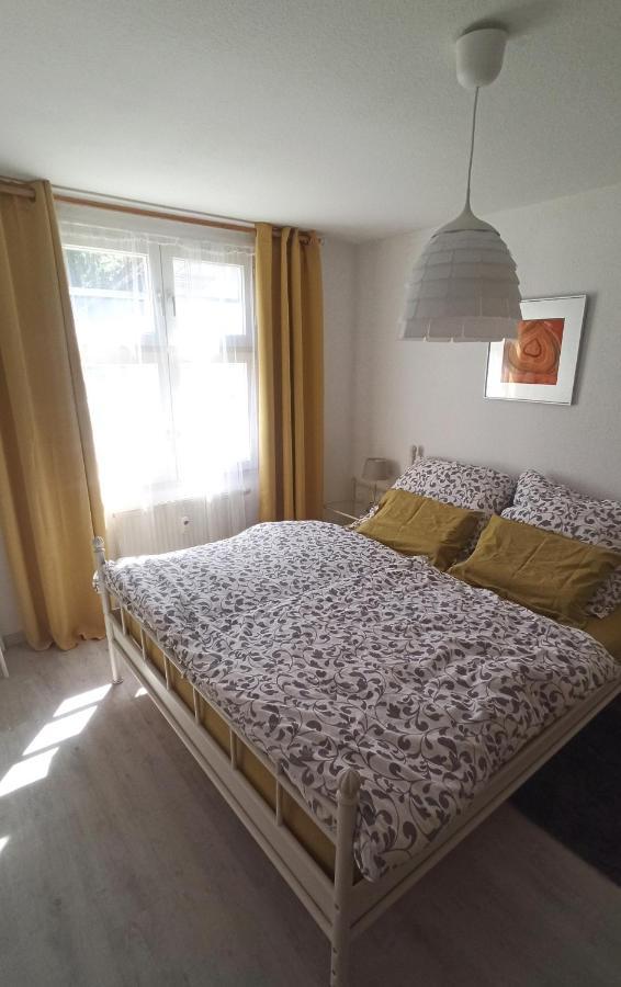 Fewo - Charmante 2 Zimmer Wohnung Mitten In มาร์คดอร์ฟ ภายนอก รูปภาพ