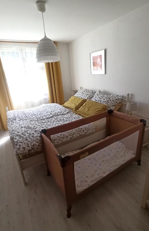 Fewo - Charmante 2 Zimmer Wohnung Mitten In มาร์คดอร์ฟ ภายนอก รูปภาพ